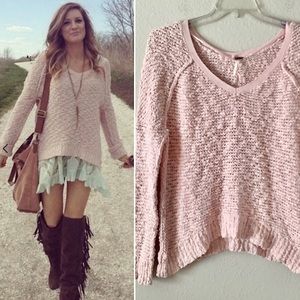 FREE PEOPLE Oversized Songbird Sweater Soft Pink Popcorn Knit V-neck